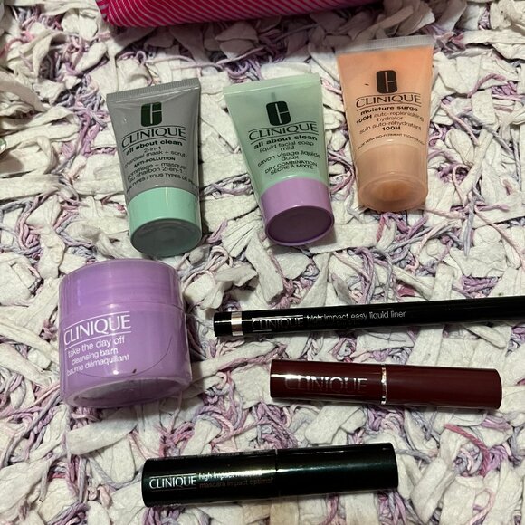 NEW Clinique 8pc Kit Cleaning Balm Face Soap Moisture Mask Eyeliner Mascara Bag